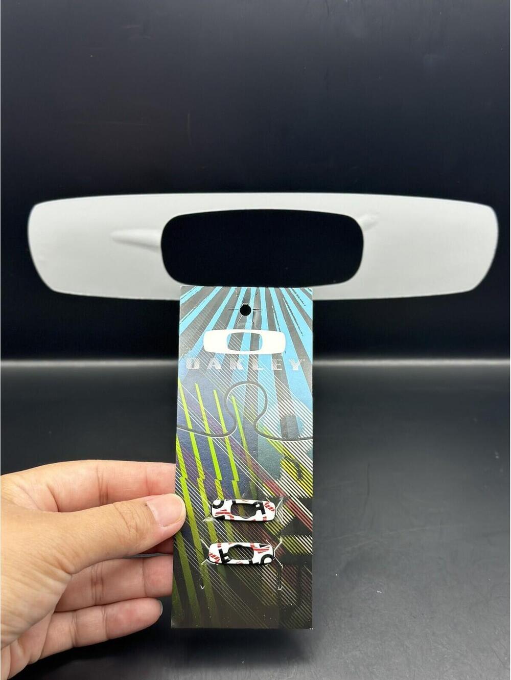 Oakley Dispatch OEM White Oakley Design Icons